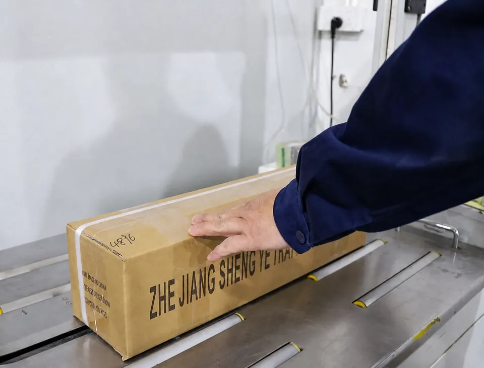 Packing and carton inspection